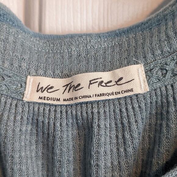 WE THE FREE long sleeve shirt, Medium - Picture 4 of 4
